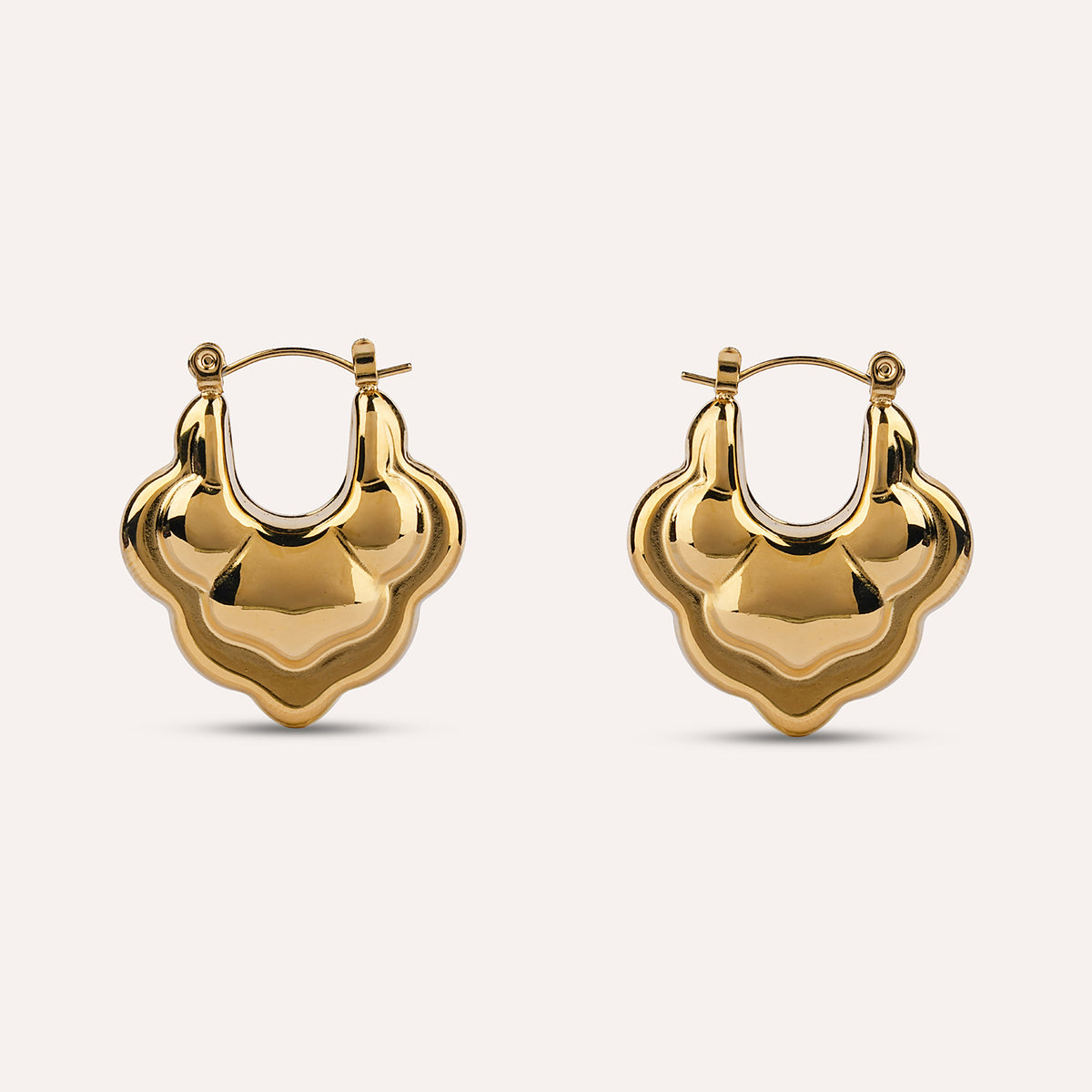 Nuvola Hoops | Scalloped Chunky Gold-Tone Earrings