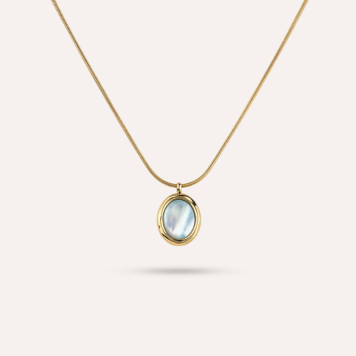 Siena Pendant Necklace | Oval Stone Gold-Tone Chain