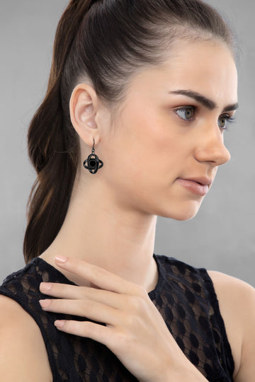 Trine Earrings